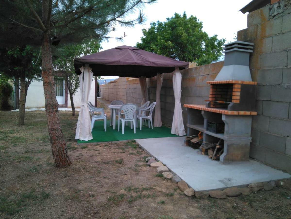 Villa La Casa De Colores Munopepe Exterior foto